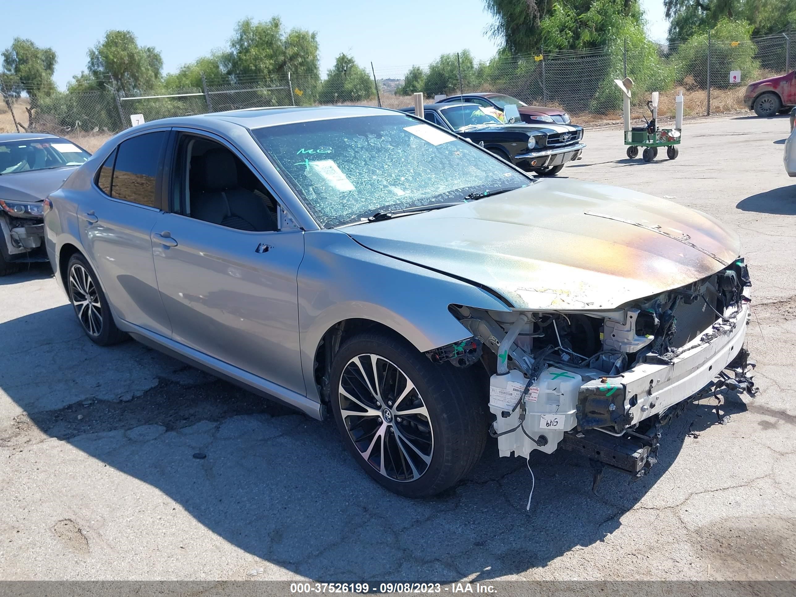 TOYOTA CAMRY 2018 4t1b11hk6ju627289