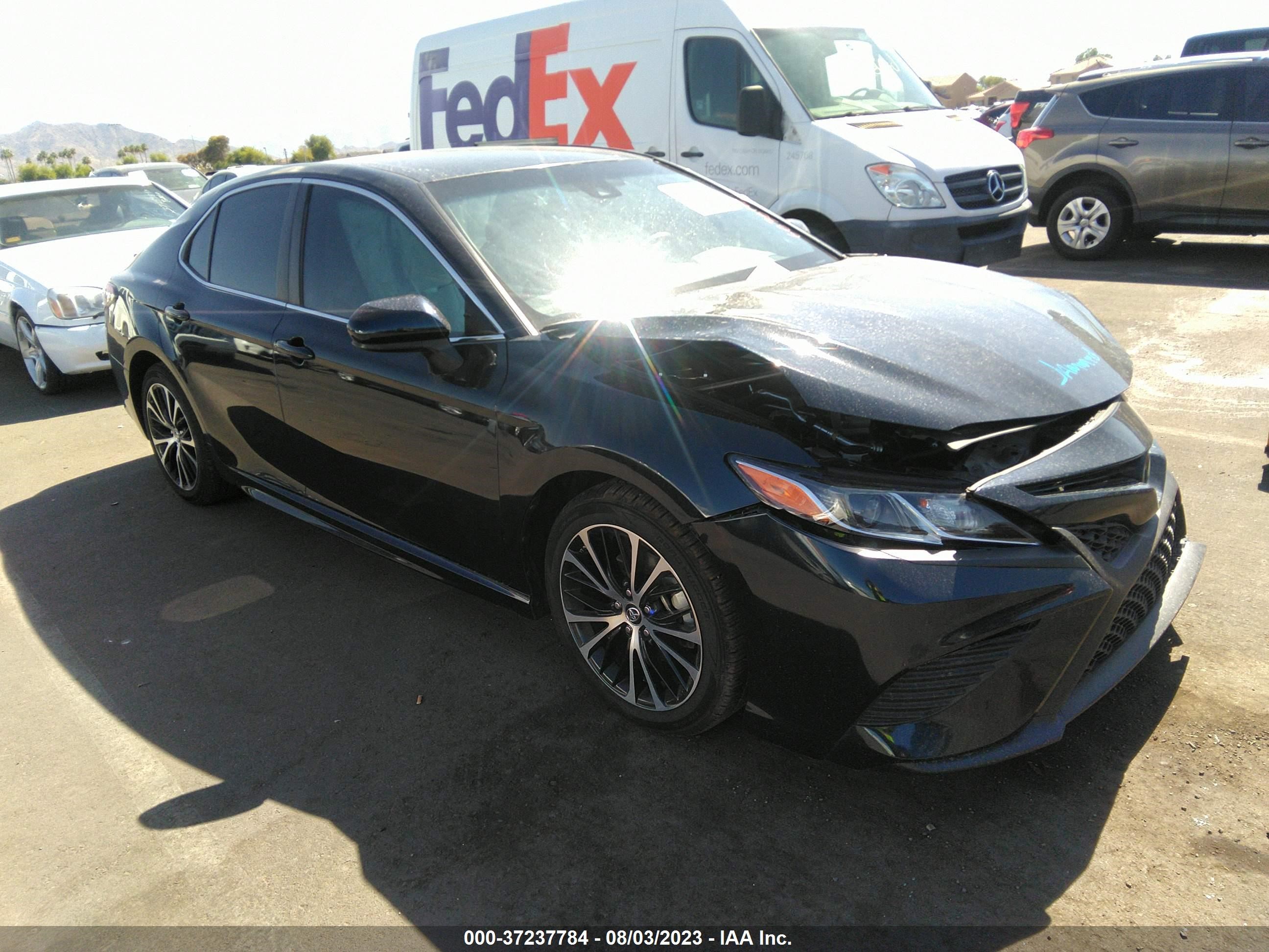 TOYOTA CAMRY 2018 4t1b11hk6ju663614