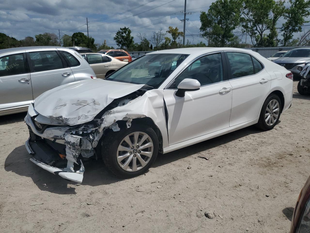 TOYOTA CAMRY 2019 4t1b11hk6ku713705