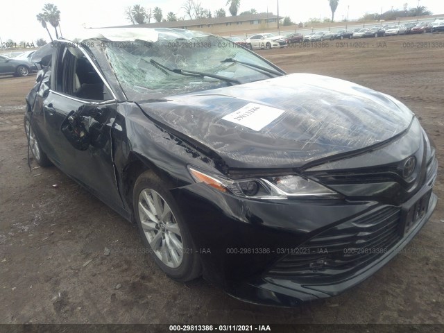 TOYOTA CAMRY 2018 4t1b11hk7ju123592