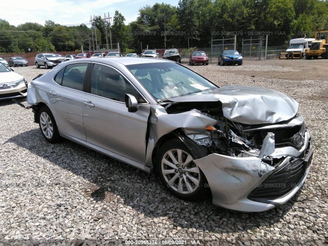 TOYOTA CAMRY 2018 4t1b11hk7ju563926