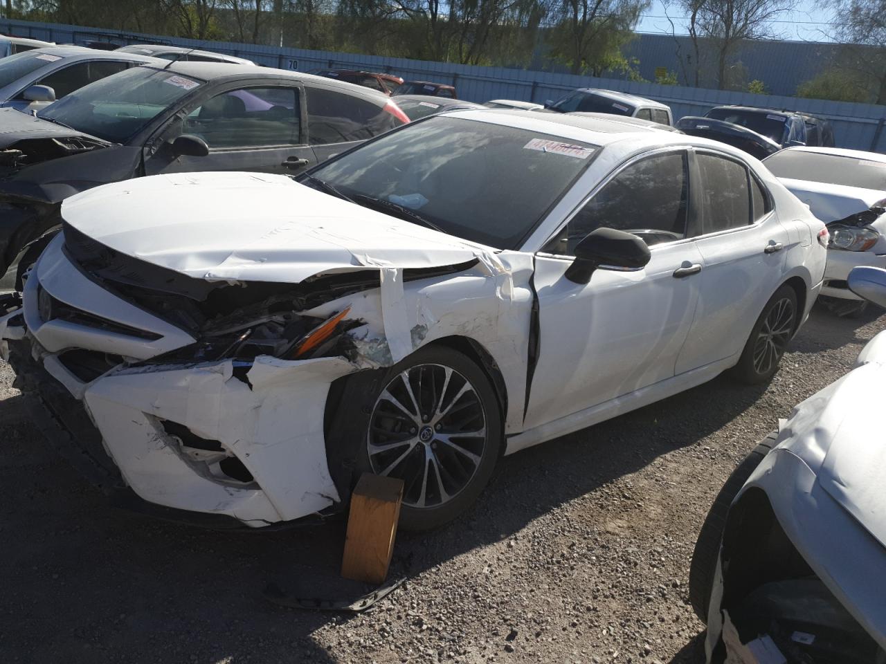 TOYOTA CAMRY 2018 4t1b11hk7ju589216