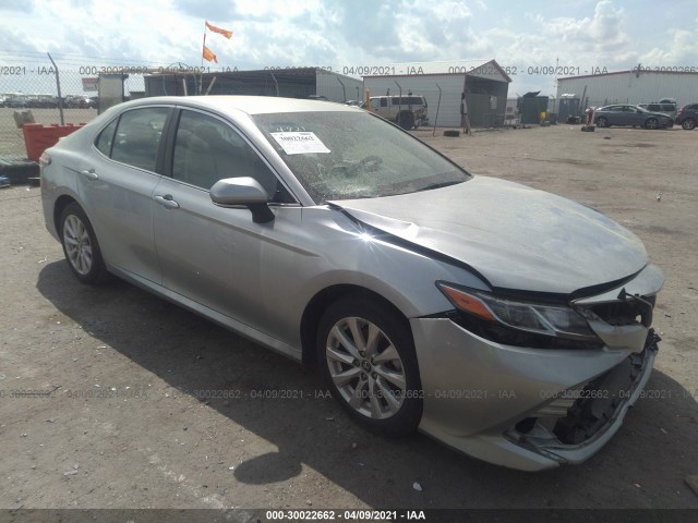 TOYOTA CAMRY 2018 4t1b11hk8ju023646