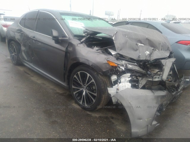 TOYOTA CAMRY 2018 4t1b11hk8ju150218