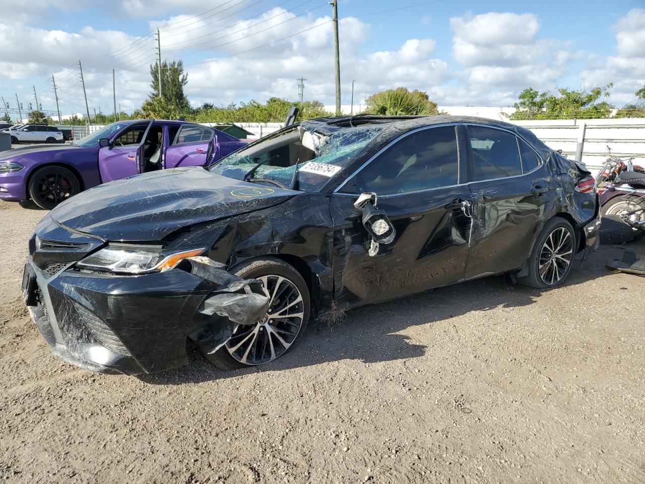 TOYOTA CAMRY 2018 4t1b11hk8ju537173