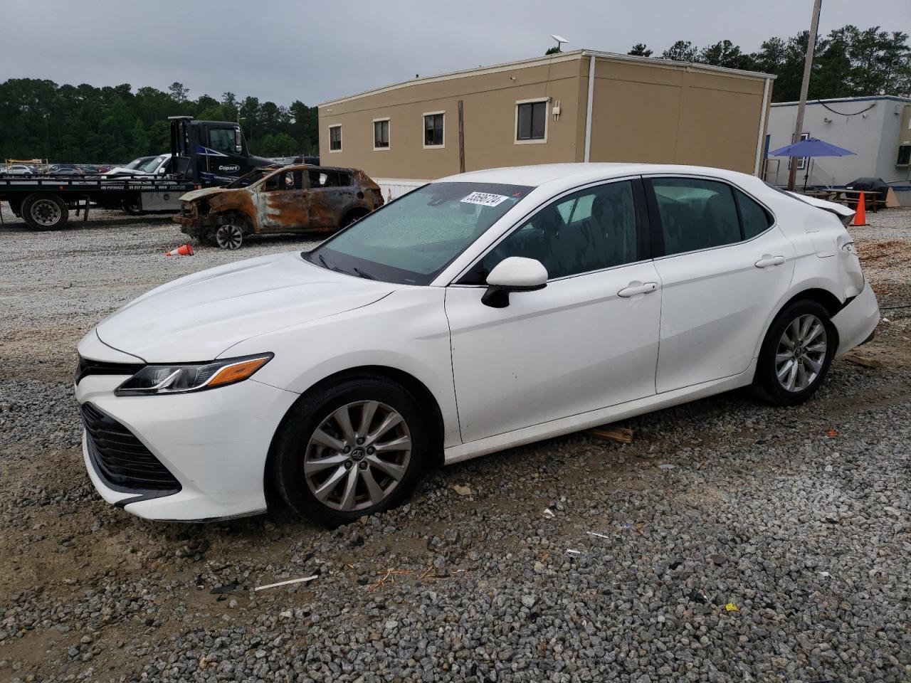 TOYOTA CAMRY 2018 4t1b11hk8ju583053