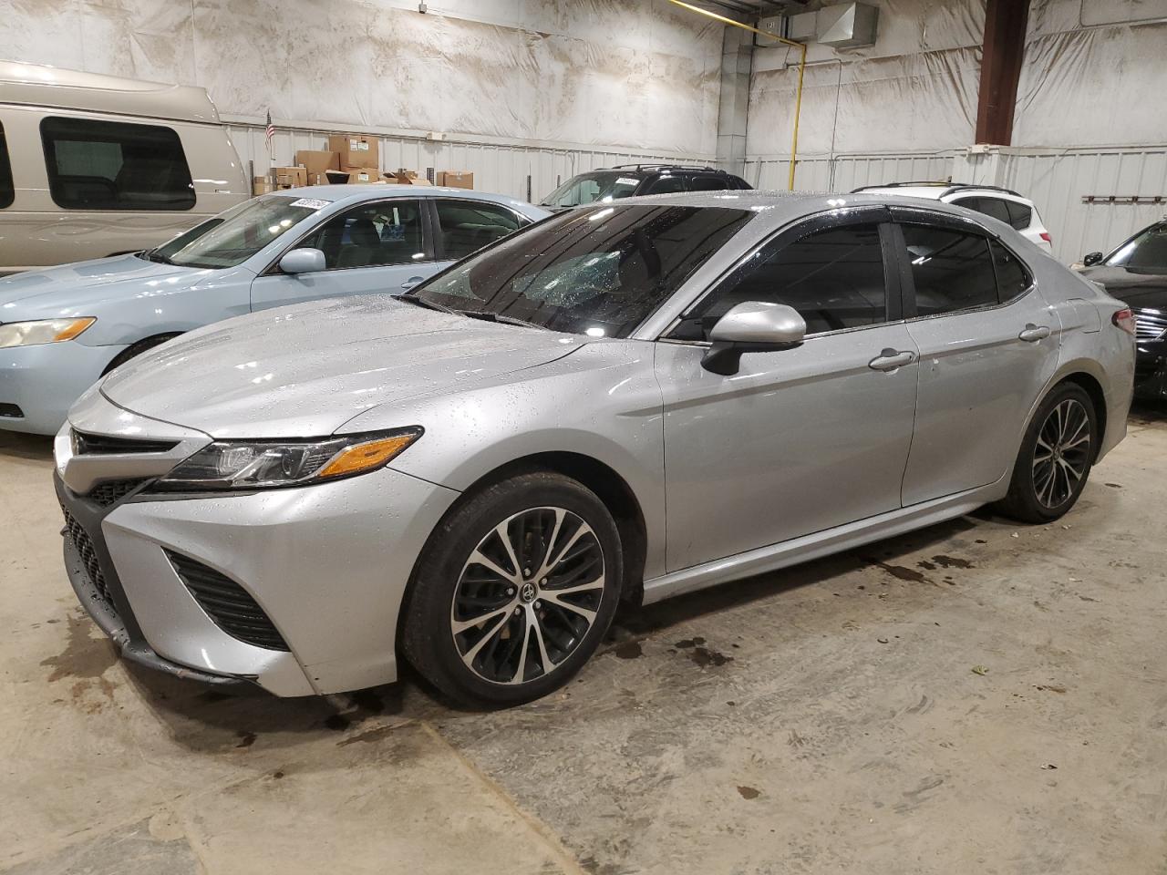 TOYOTA CAMRY 2018 4t1b11hk8ju643137