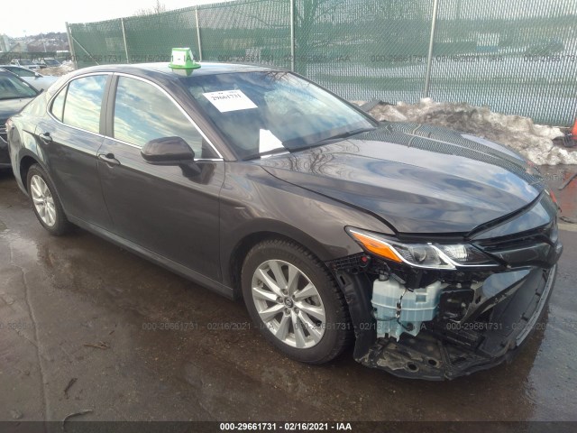 TOYOTA CAMRY 2018 4t1b11hk8ju645230