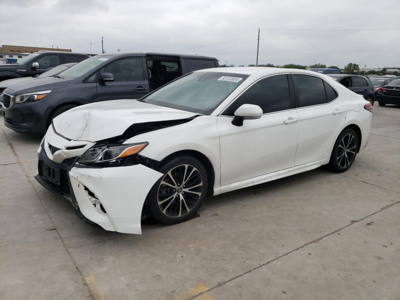 TOYOTA CAMRY 2018 4t1b11hk8ju653263