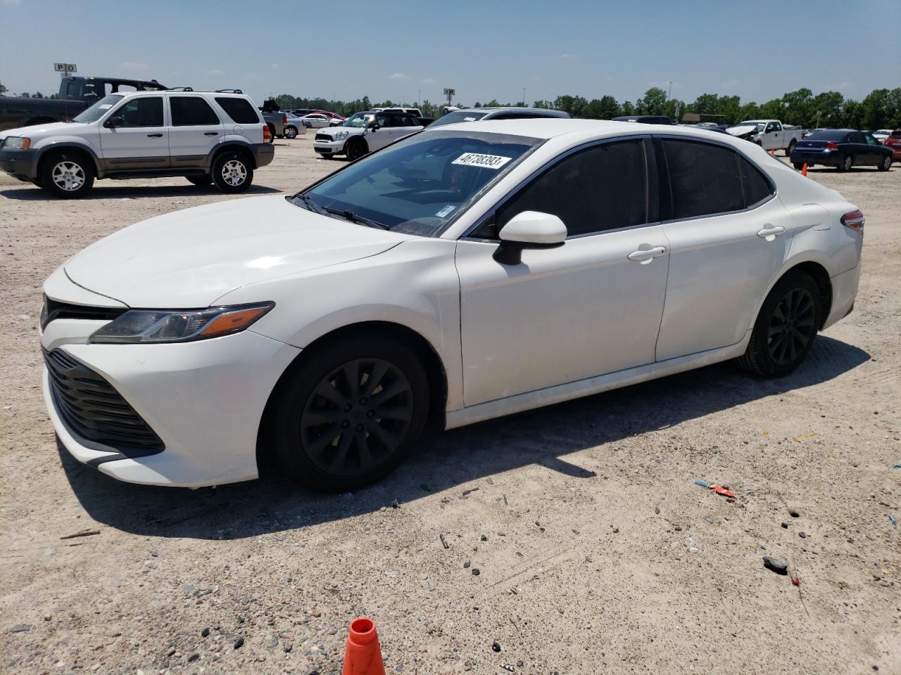 TOYOTA CAMRY 2018 4t1b11hk8ju674727