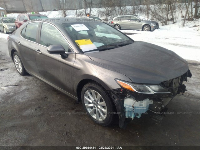 TOYOTA CAMRY 2018 4t1b11hk9ju031108