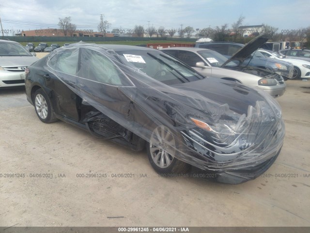 TOYOTA CAMRY 2018 4t1b11hk9ju070457