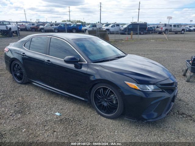 TOYOTA CAMRY 2018 4t1b11hk9ju075738