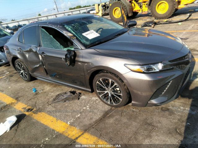 TOYOTA CAMRY 2018 4t1b11hk9ju082902