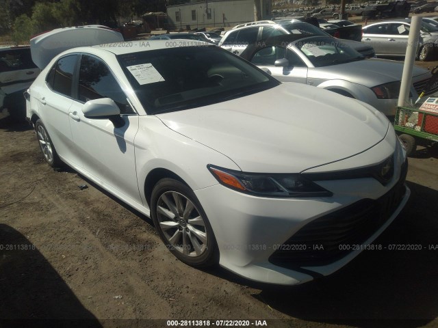 TOYOTA CAMRY 2018 4t1b11hk9ju129152