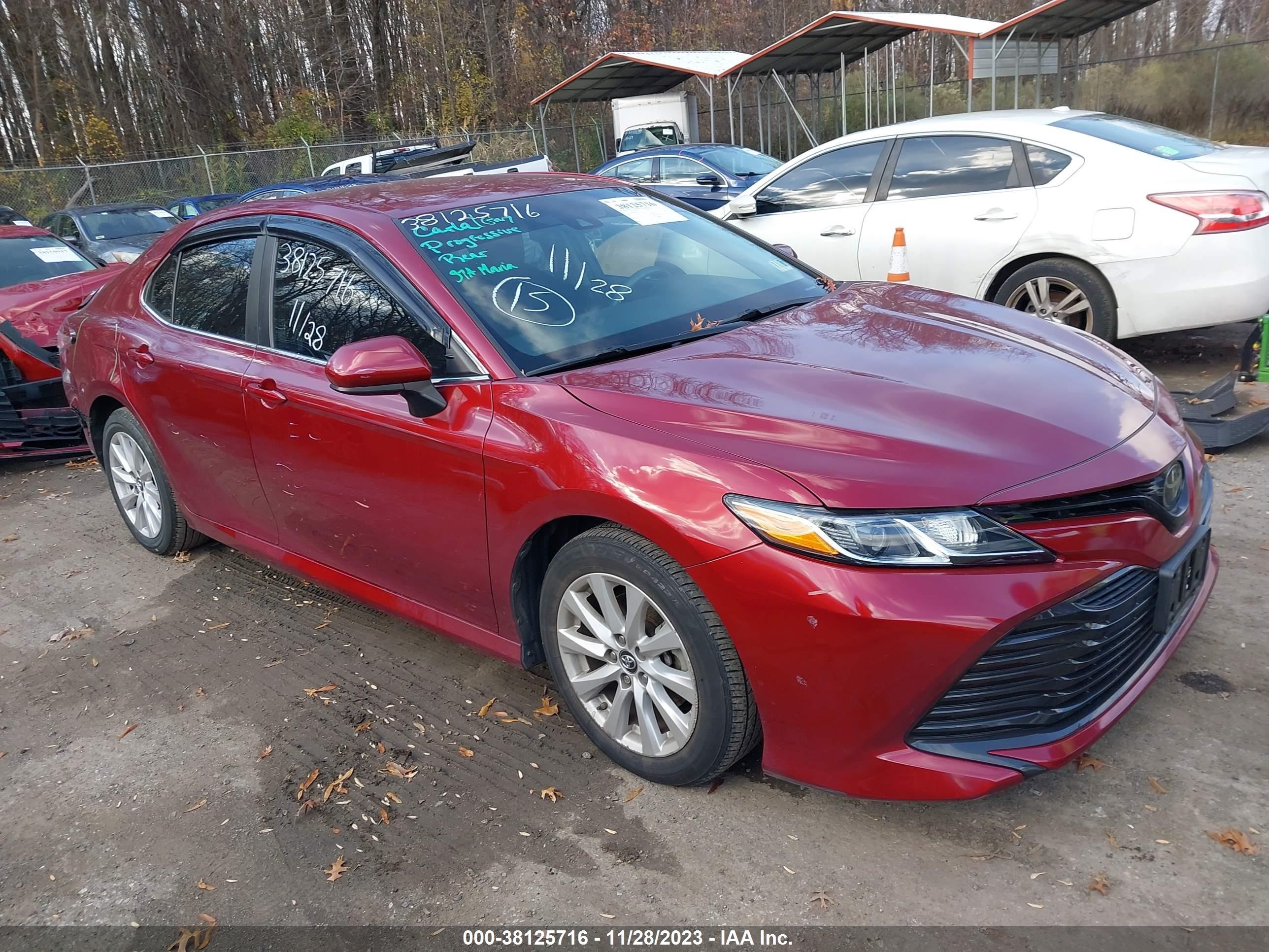 TOYOTA CAMRY 2018 4t1b11hk9ju657936