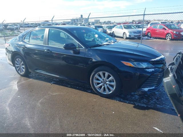 TOYOTA CAMRY 2018 4t1b11hkxju025012