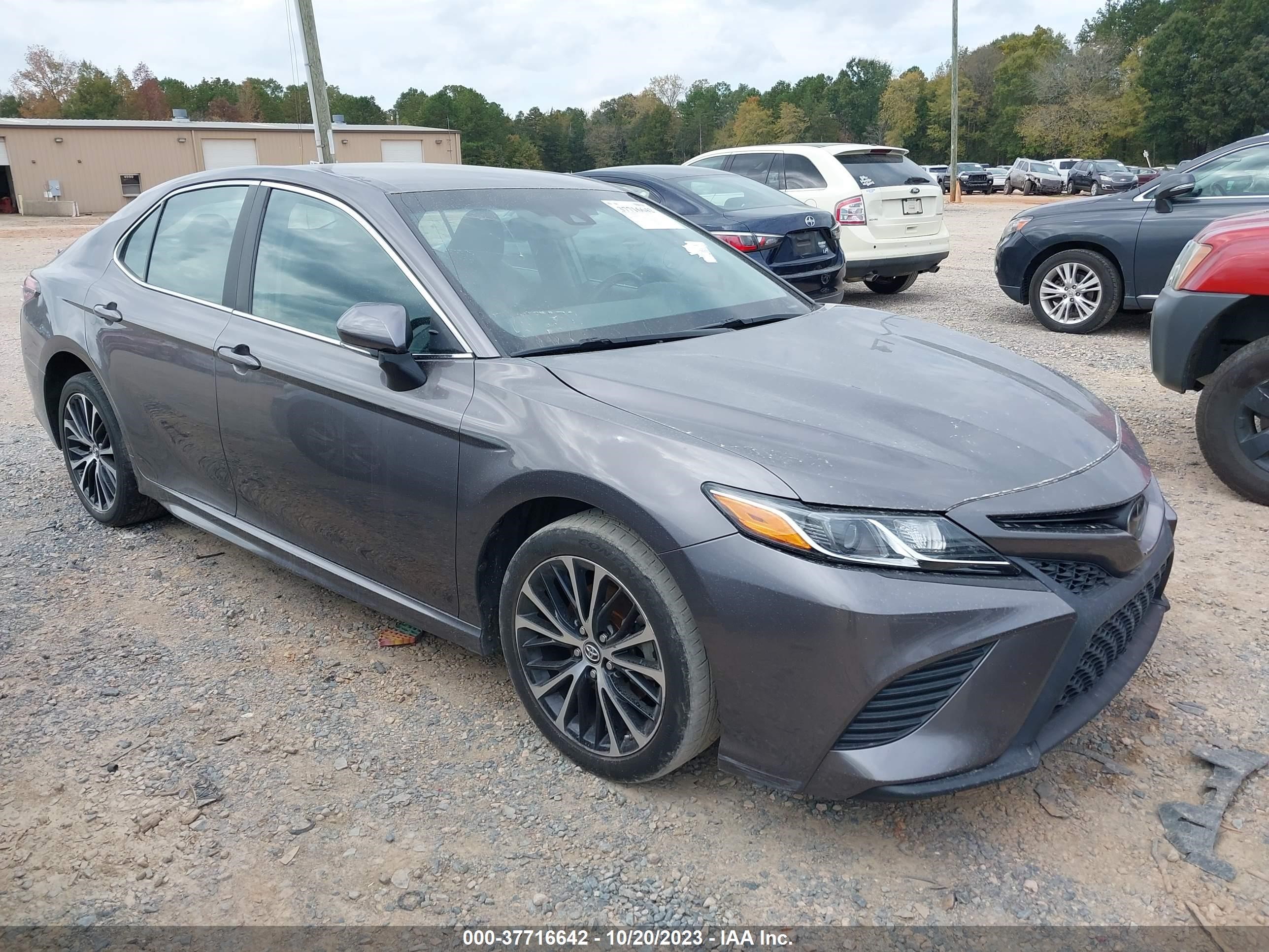 TOYOTA CAMRY 2018 4t1b11hkxju060469