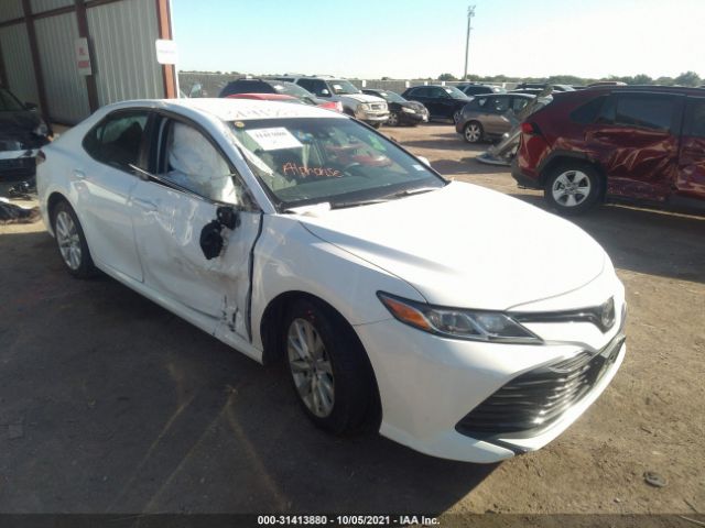 TOYOTA CAMRY 2018 4t1b11hkxju068605