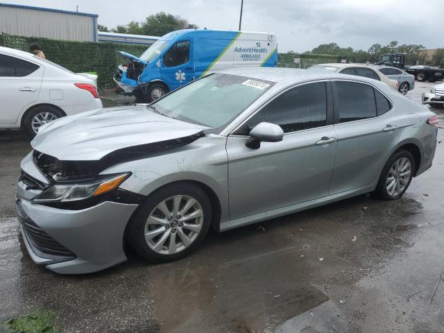 TOYOTA CAMRY L 2018 4t1b11hkxju070421