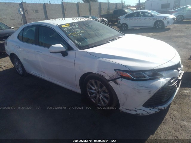 TOYOTA CAMRY 2018 4t1b11hkxju080639