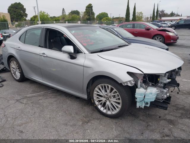 TOYOTA CAMRY 2018 4t1b11hkxju081192