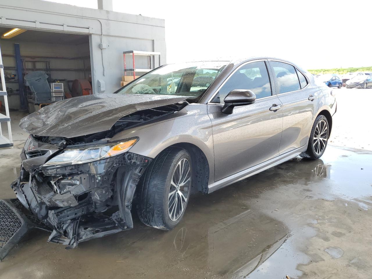 TOYOTA CAMRY 2018 4t1b11hkxju084318