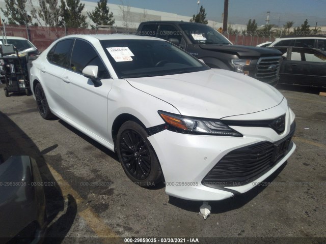 TOYOTA CAMRY 2018 4t1b11hkxju089664