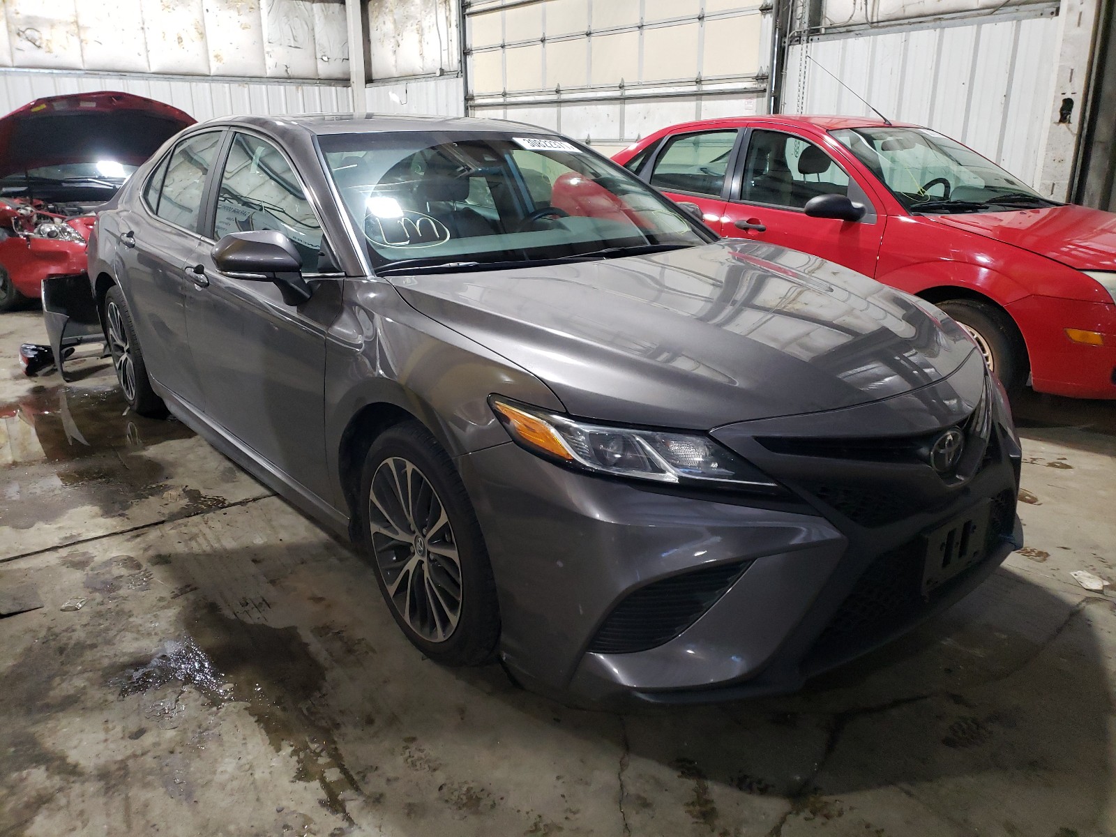 TOYOTA CAMRY L 2018 4t1b11hkxju095951