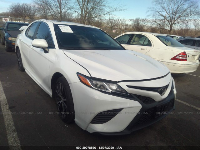 TOYOTA CAMRY 2018 4t1b11hkxju111503