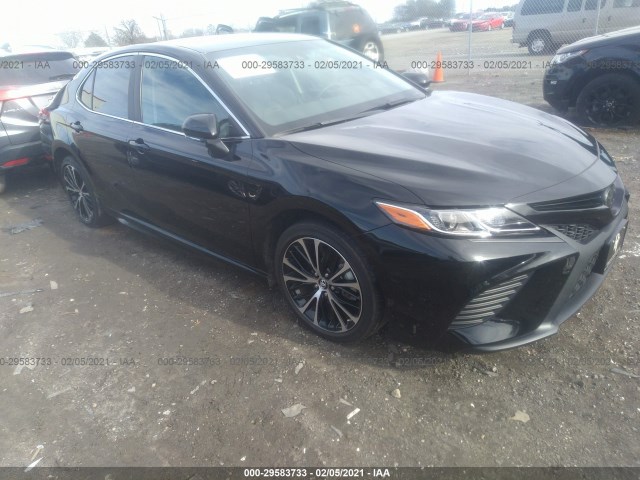 TOYOTA CAMRY 2018 4t1b11hkxju142315