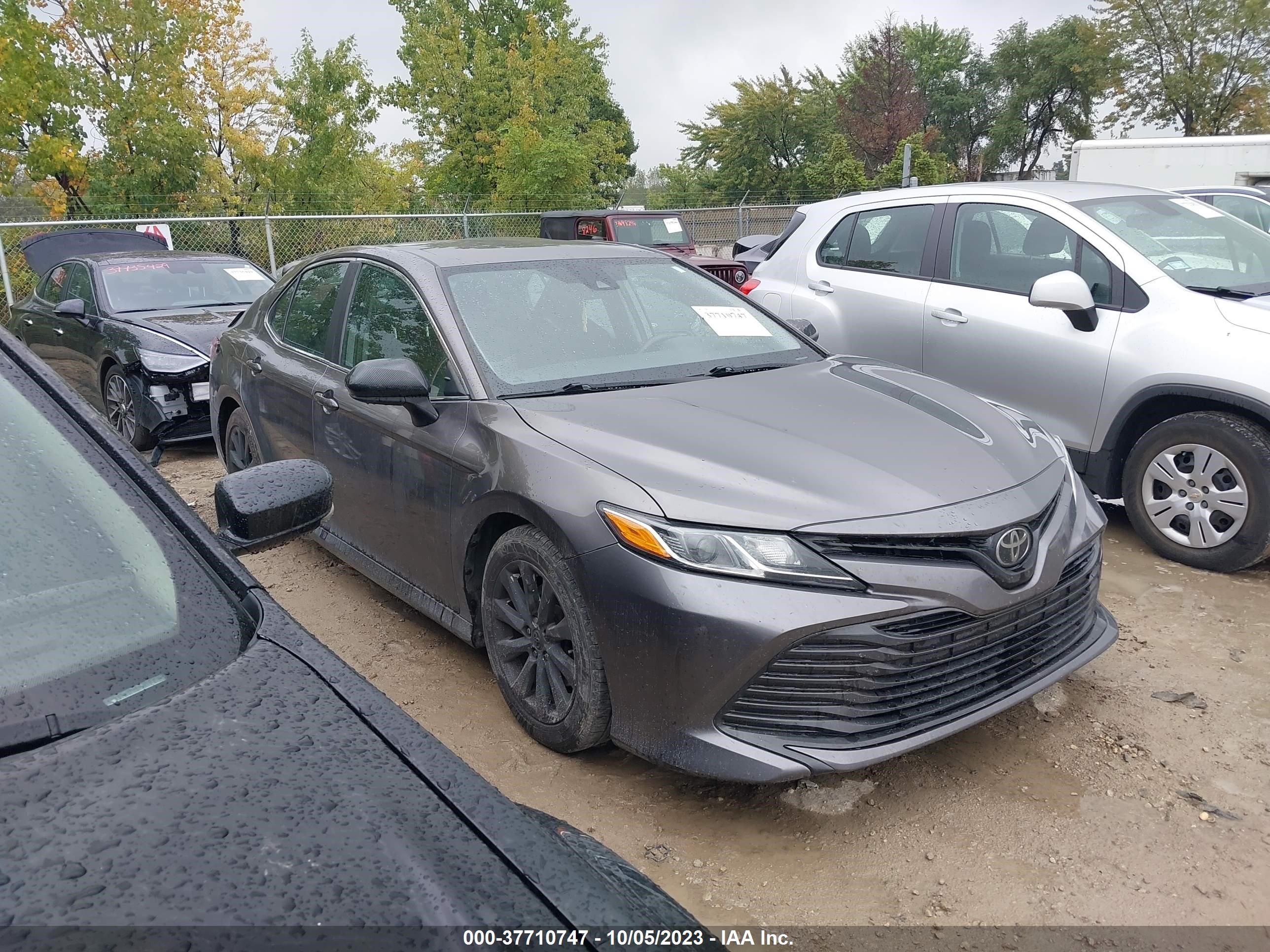 TOYOTA CAMRY 2018 4t1b11hkxju517037