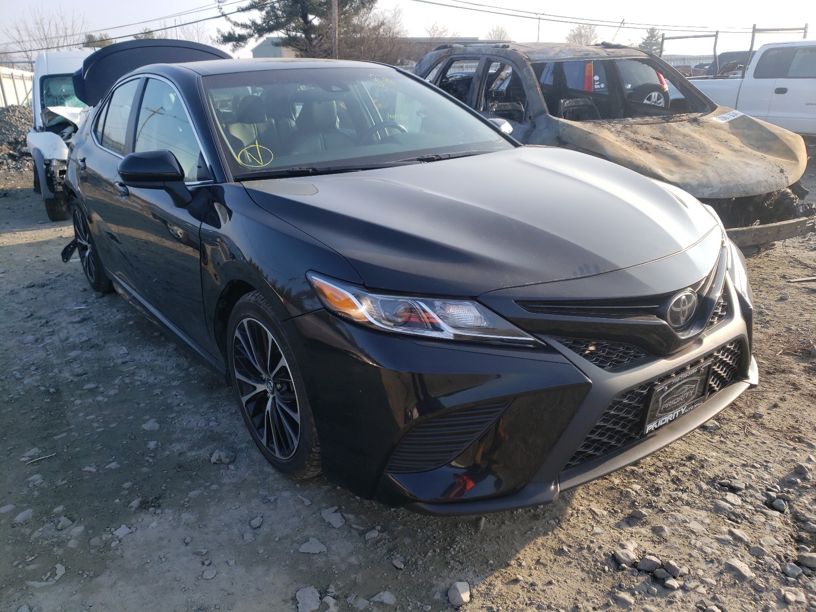 TOYOTA CAMRY L 2018 4t1b11hkxju555013