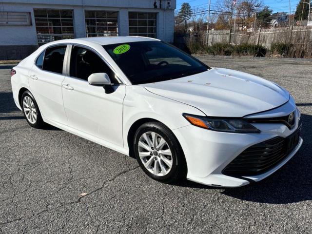 TOYOTA CAMRY 2018 4t1b11hkxju594281