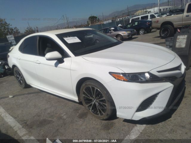 TOYOTA CAMRY 2018 4t1b11hkxju607188