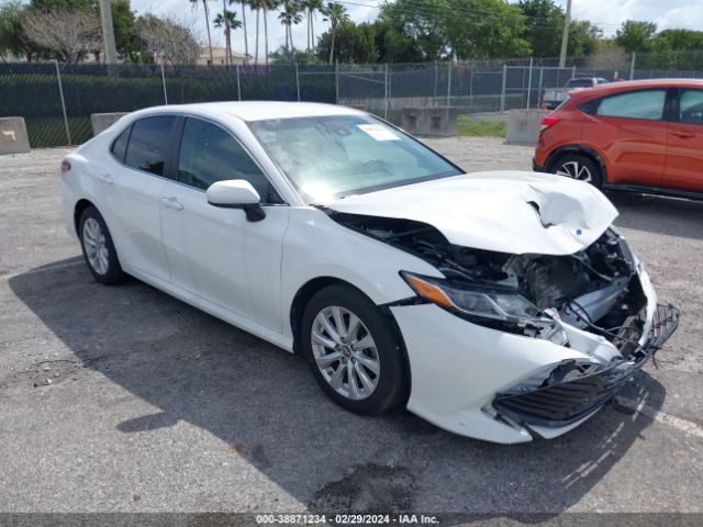 TOYOTA CAMRY 2018 4t1b11hkxju615324