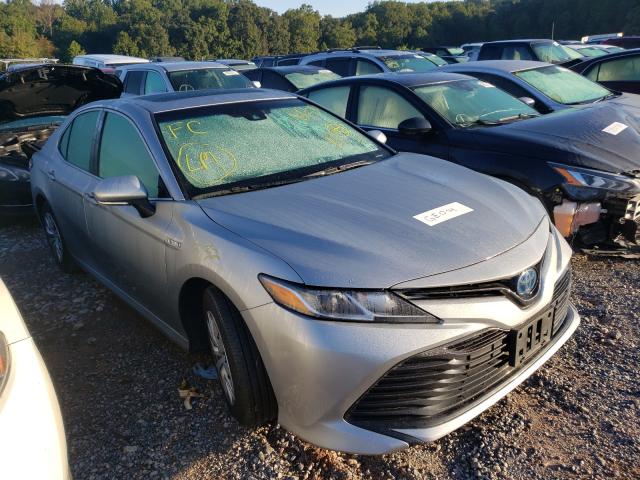 TOYOTA CAMRY LE 2018 4t1b31hk0ju004423