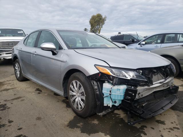 TOYOTA CAMRY LE 2018 4t1b31hk1ju506051