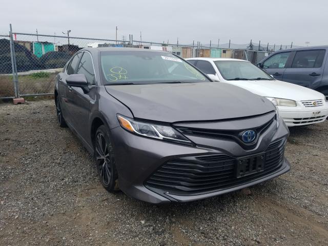 TOYOTA CAMRY LE 2018 4t1b31hk1ju507927