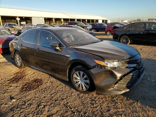 TOYOTA CAMRY LE 2018 4t1b31hk2ju001510