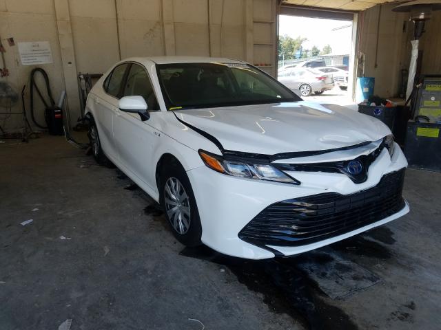 TOYOTA CAMRY LE 2018 4t1b31hk2ju501280