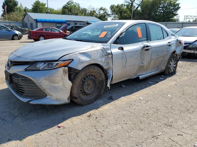 TOYOTA CAMRY LE 2018 4t1b31hk3ju501966