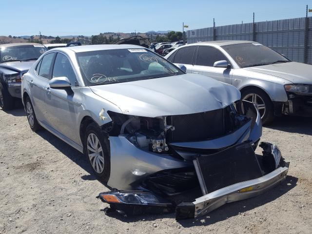 TOYOTA CAMRY LE 2018 4t1b31hk4ju001427