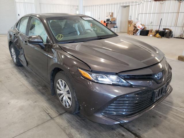 TOYOTA CAMRY LE 2018 4t1b31hk4ju501748