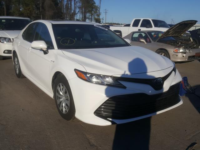 TOYOTA CAMRY LE 2018 4t1b31hk6ju003681