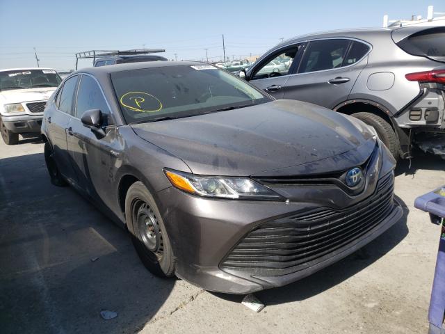 TOYOTA CAMRY LE 2018 4t1b31hk7ju004287