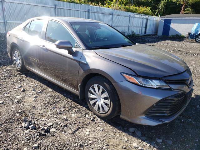 TOYOTA CAMRY LE 2018 4t1b31hk7ju501727