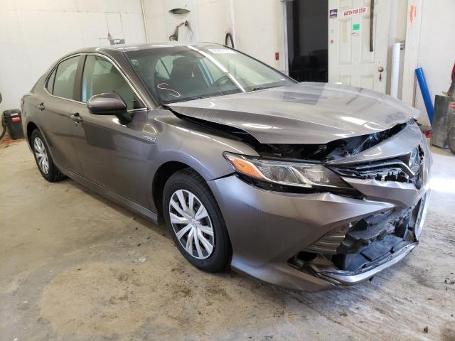 TOYOTA CAMRY LE 2018 4t1b31hk7ju502585