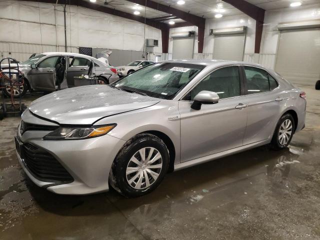 TOYOTA CAMRY LE 2018 4t1b31hk8ju004413