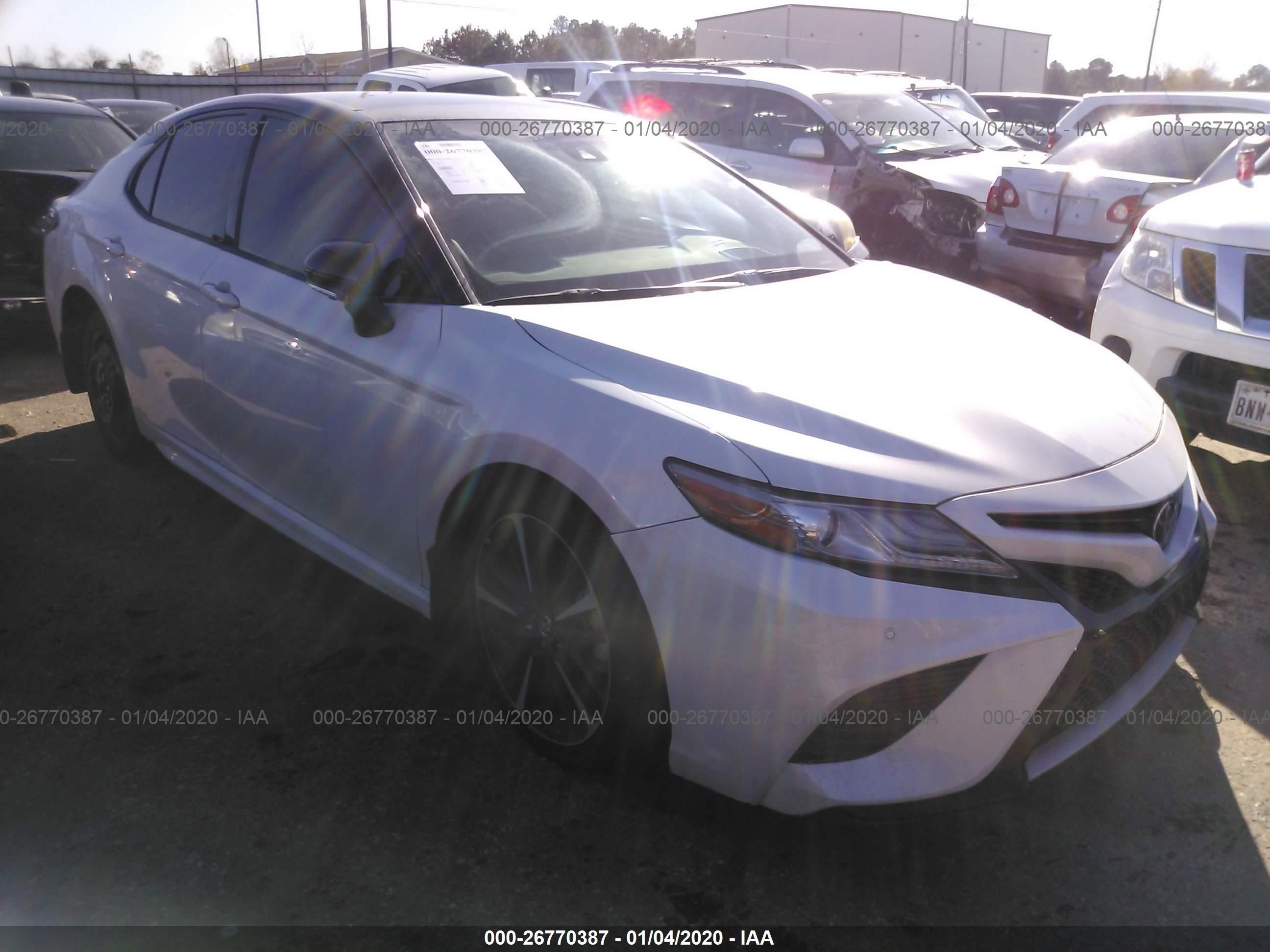 TOYOTA CAMRY 2018 4t1b61hk0ju122866